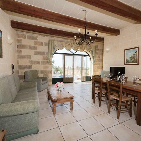 Valley View - Holiday Farmhouse With Private Pool Nadur Exterior photo
