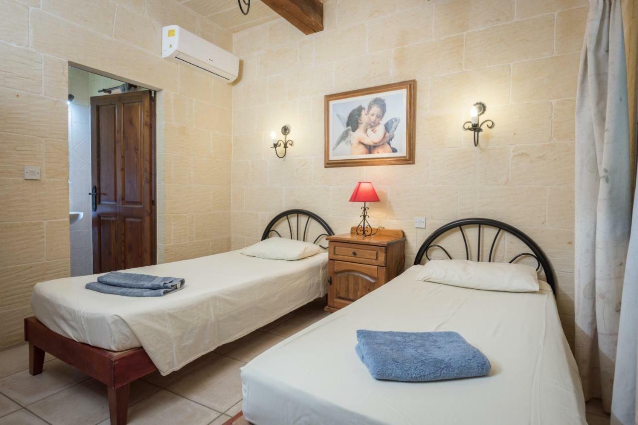 Valley View - Holiday Farmhouse With Private Pool Nadur Exterior photo