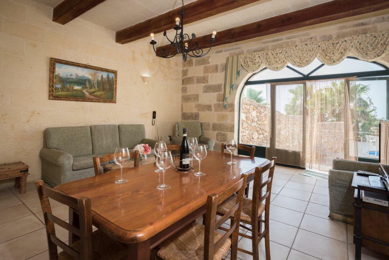 Valley View - Holiday Farmhouse With Private Pool Nadur Exterior photo