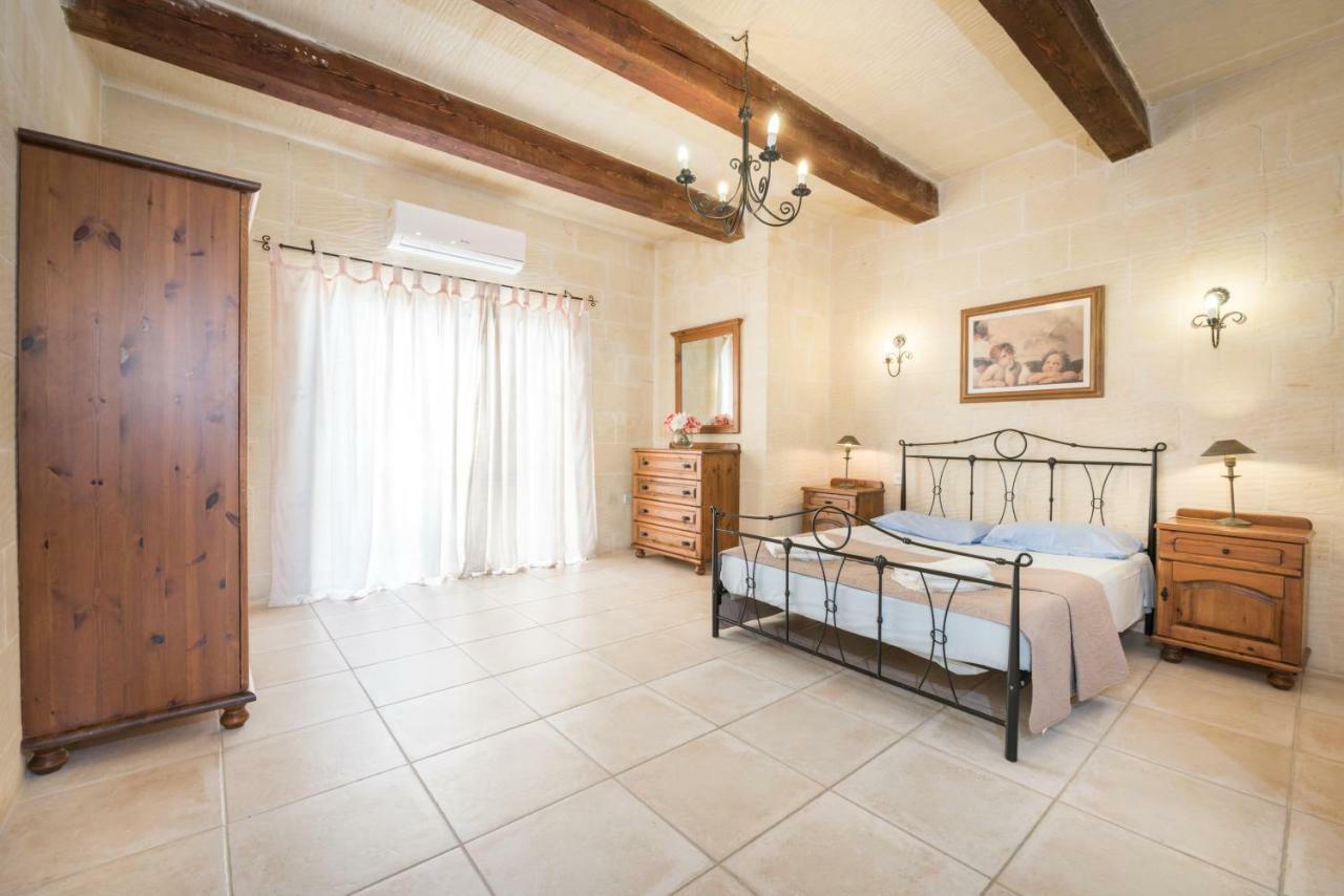 Valley View - Holiday Farmhouse With Private Pool Nadur Exterior photo